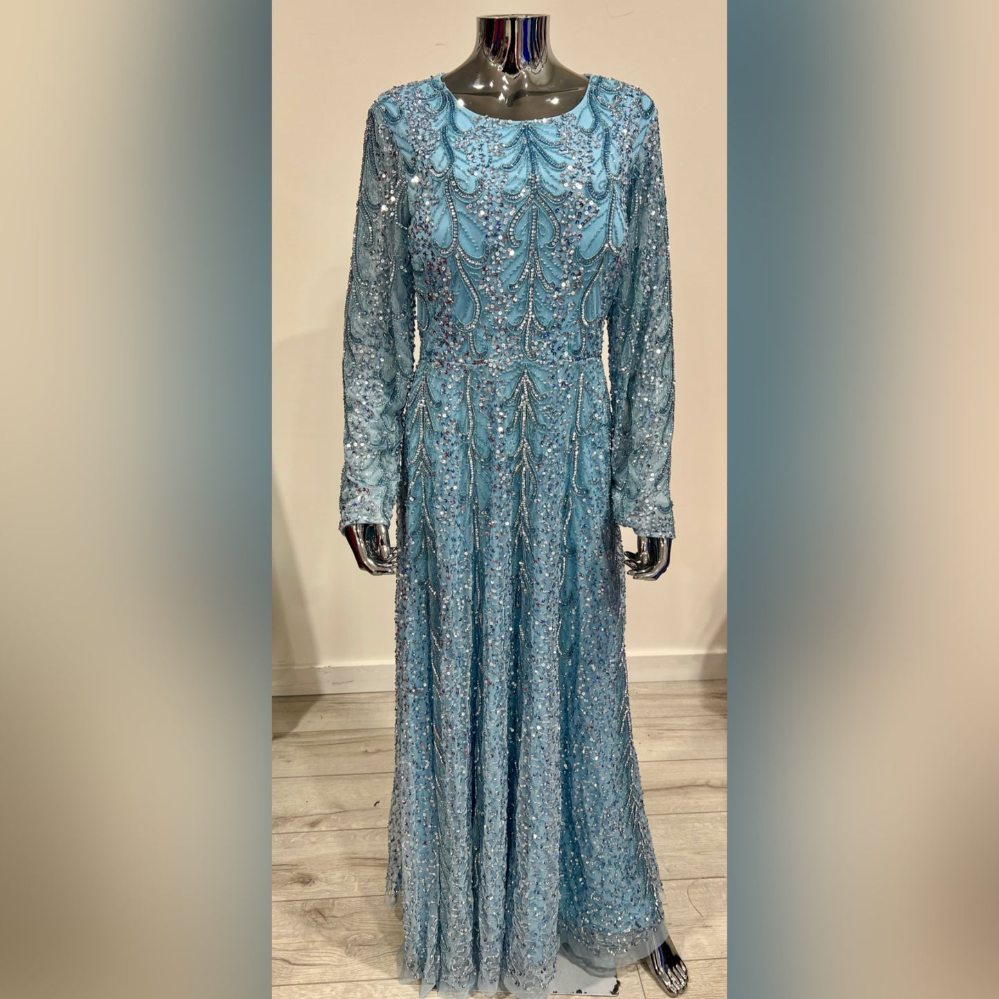 MG0565 - LIGHT BLUE/ SILVER BEADED LONG SLEEVE A LINE UK SIZE 16