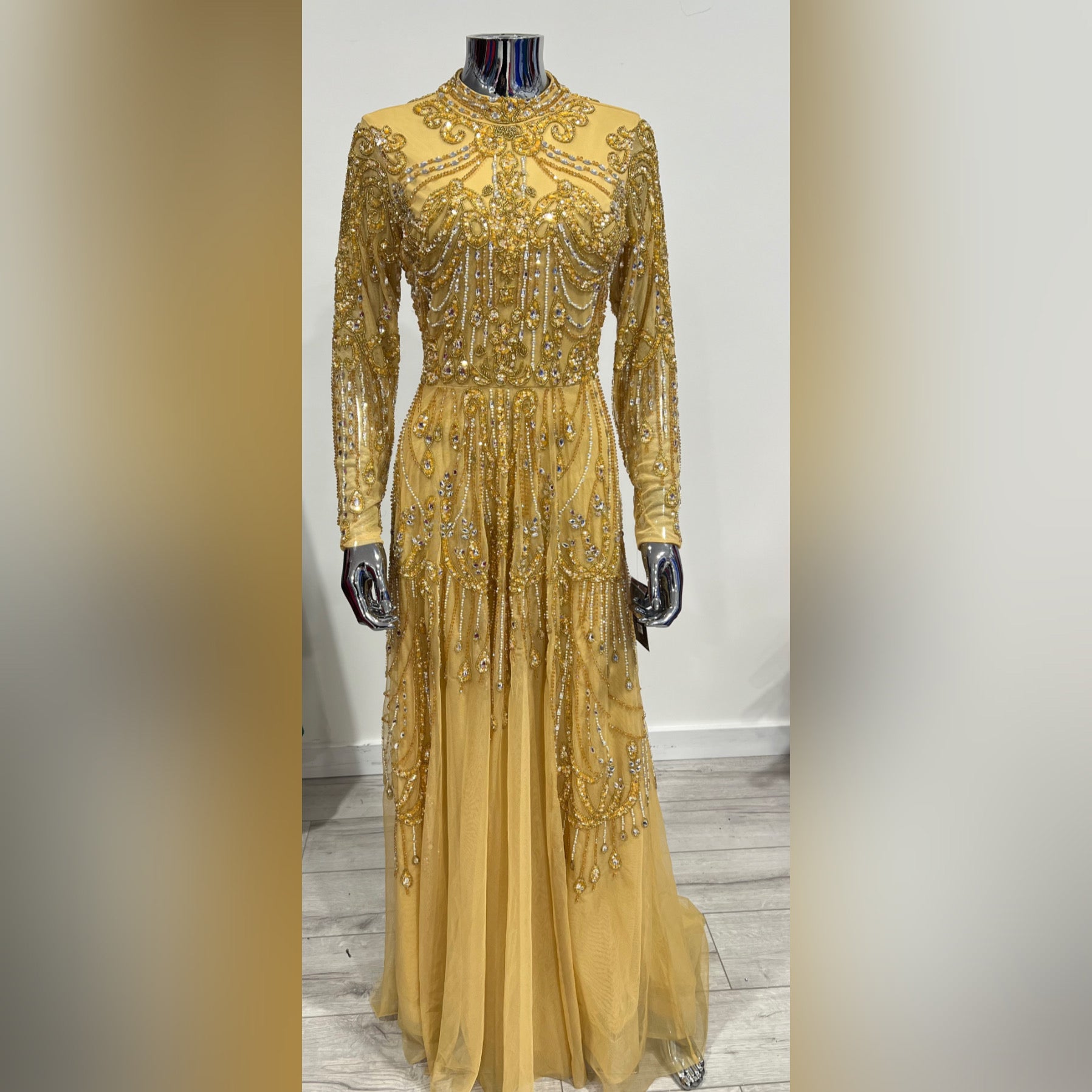 MG40230 - GOLD HIGH NECK HEAVY BEADED LONG SLEEVE UK SIZE 10 MG's Couture MG40230 - GOLD HIGH NECK HEAVY BEADED LONG SLEEVE UK SIZE 10 MG's Couture